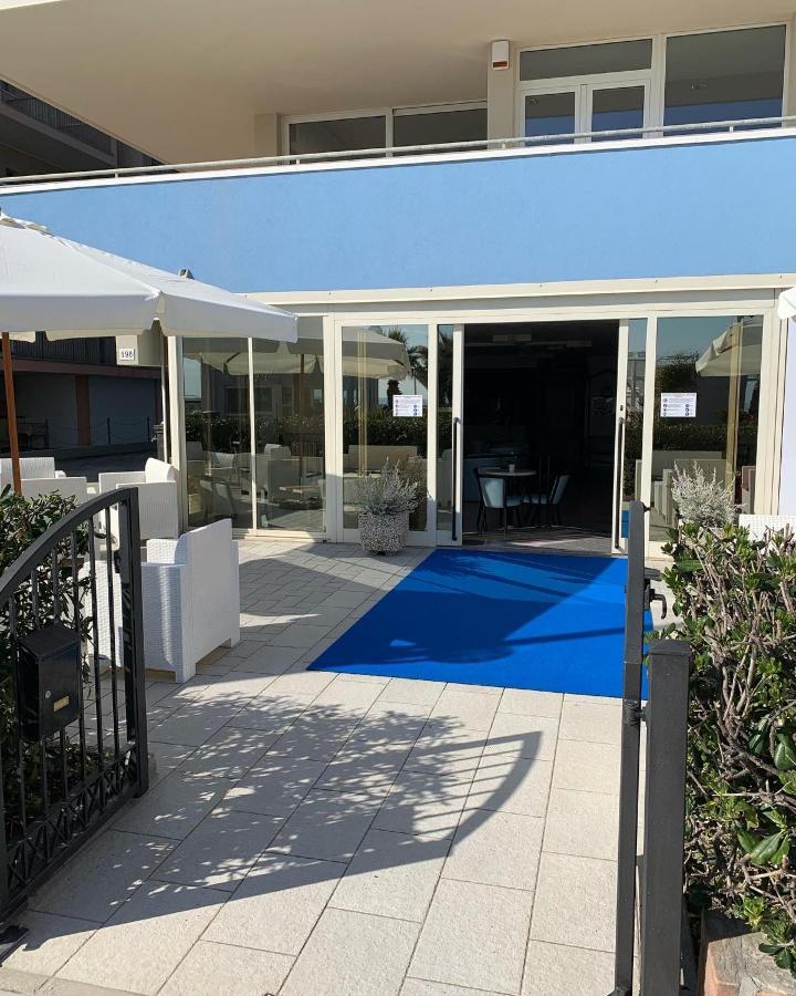 Hotel Croce Del Sud Rimini Exterior photo