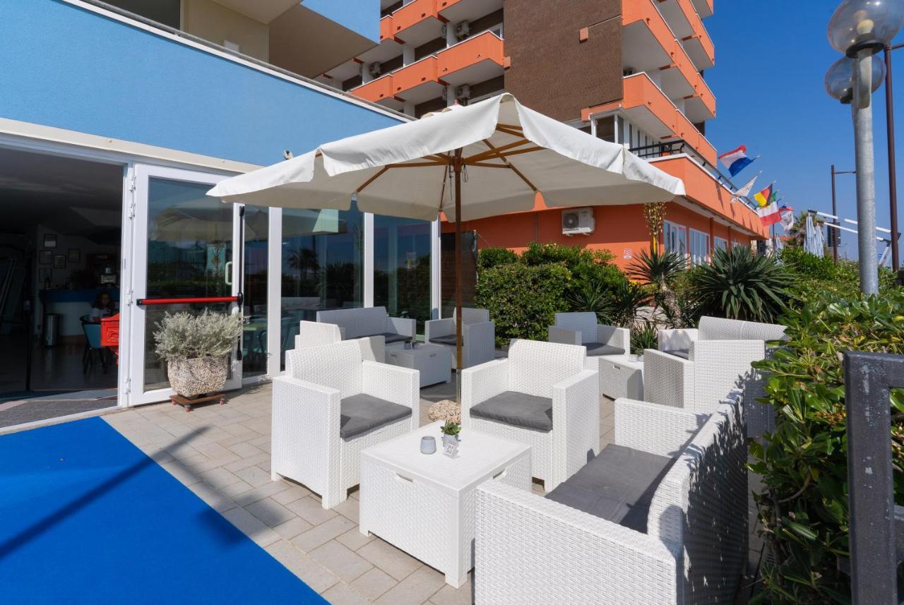 Hotel Croce Del Sud Rimini Exterior photo